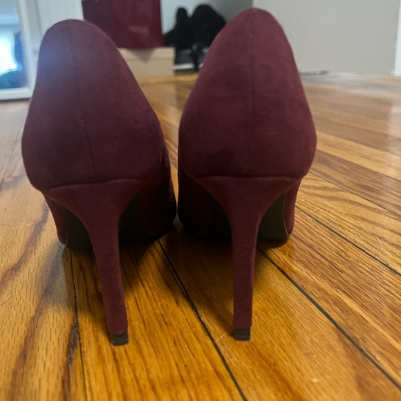 Zara Suede Pumps - Burgundy - Picture 5 of 10
